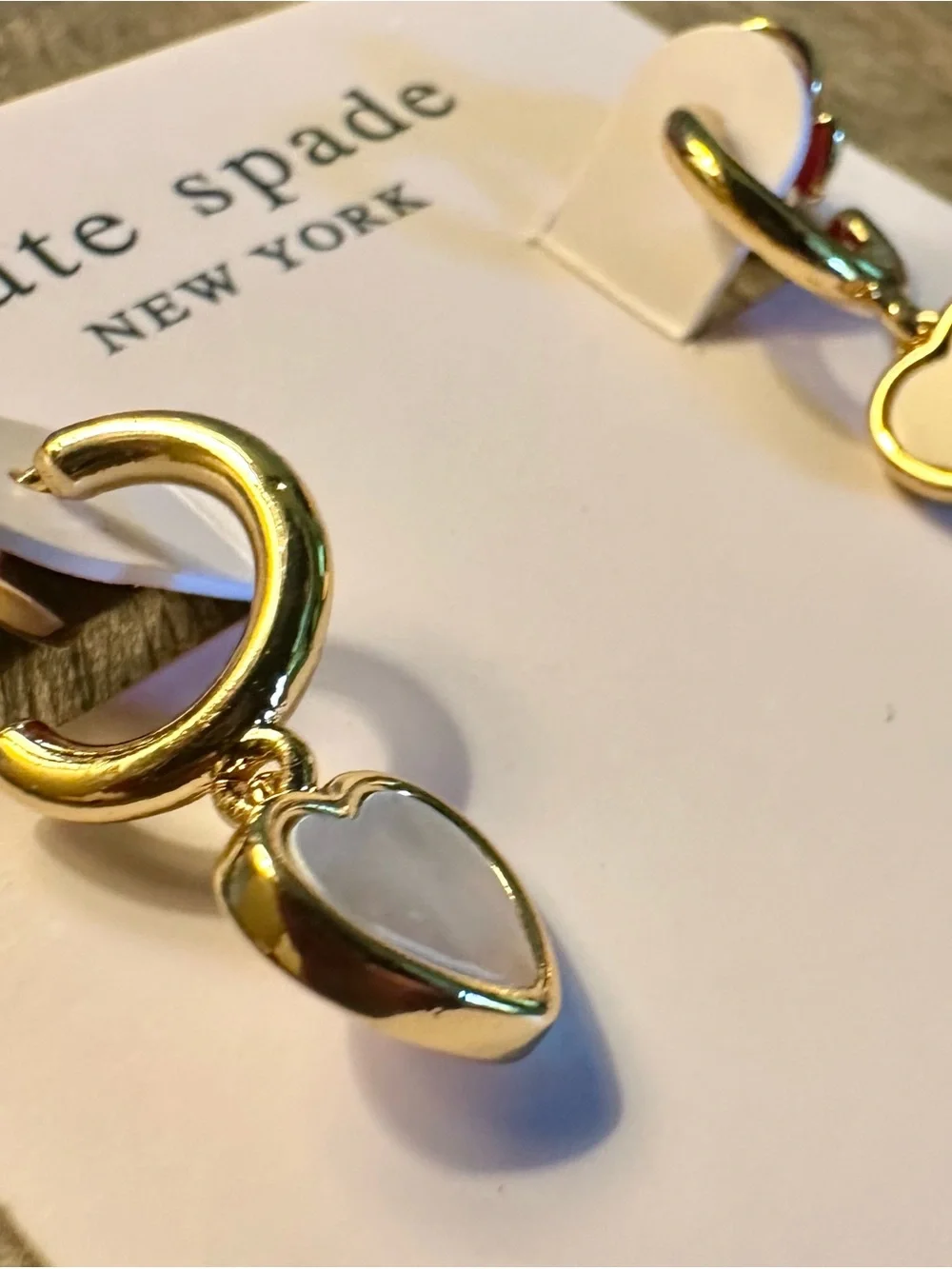 New Kate Spade flower mother-of-pearl heart drop huggie hoop earrings in Gold